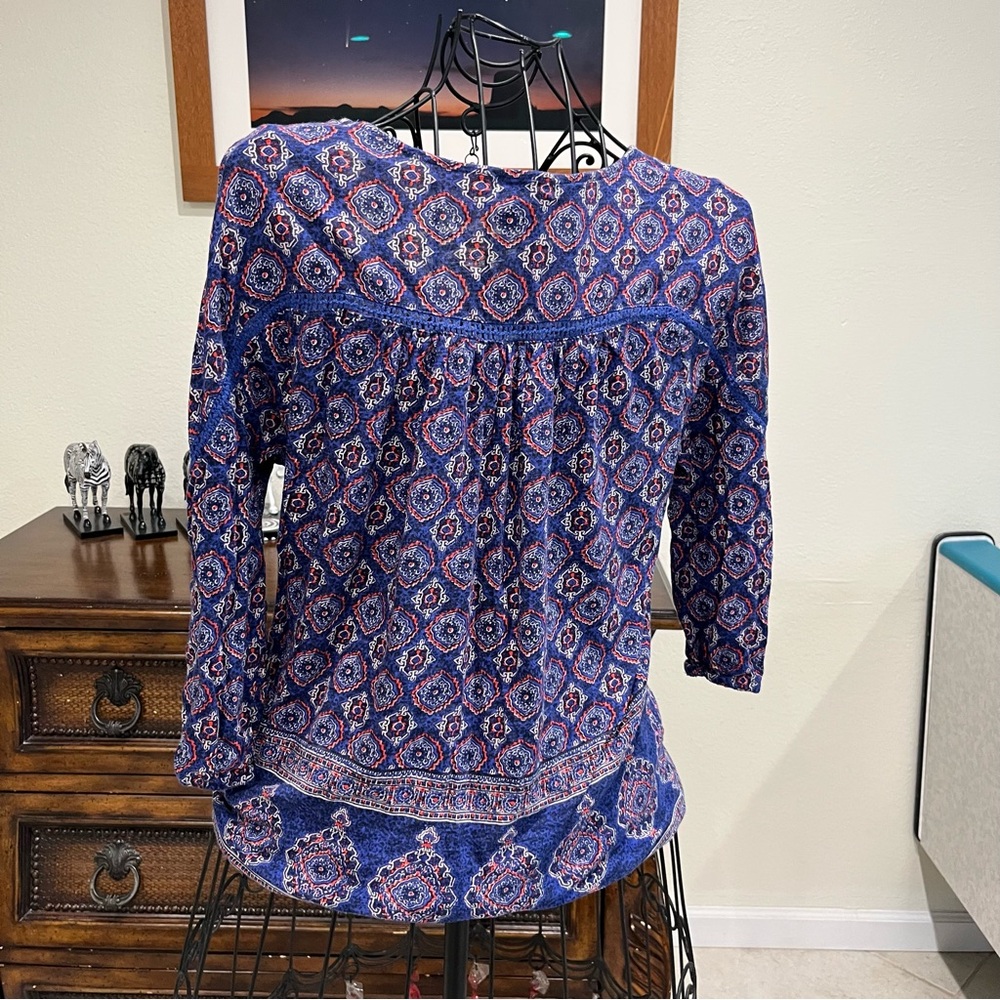 Lucky Brand Blue and Purple Blouse with Relaxed Fit (1-099) - Picture 5 of 9